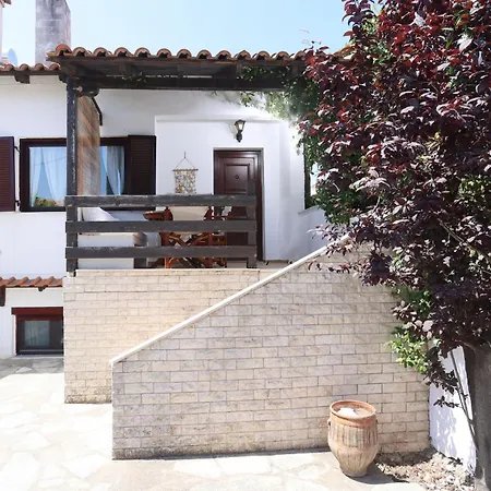 Mayol House Apartment *
